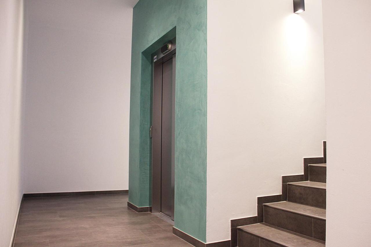 Laurentia Penthouse Apartment Мерано Экстерьер фото